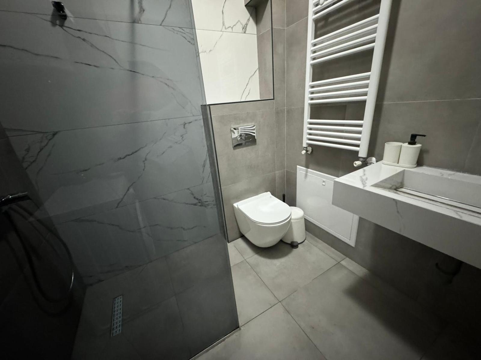 Gigi Apartment By Eluxory Skopje Exterior photo